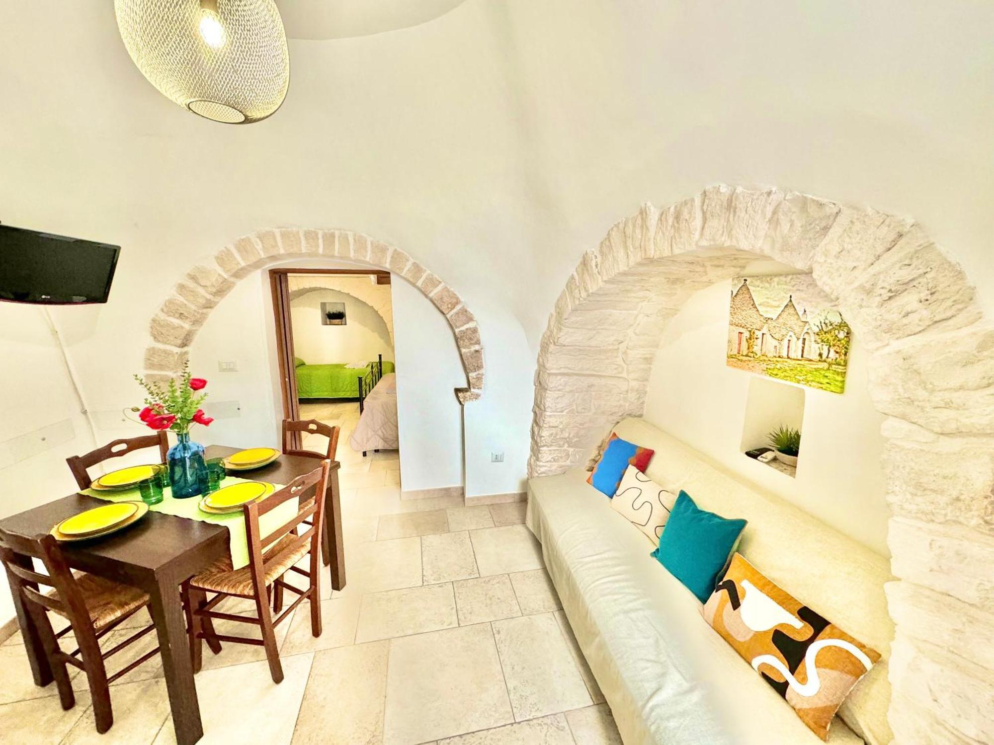 Trulli Moon Alberobello Quarto foto