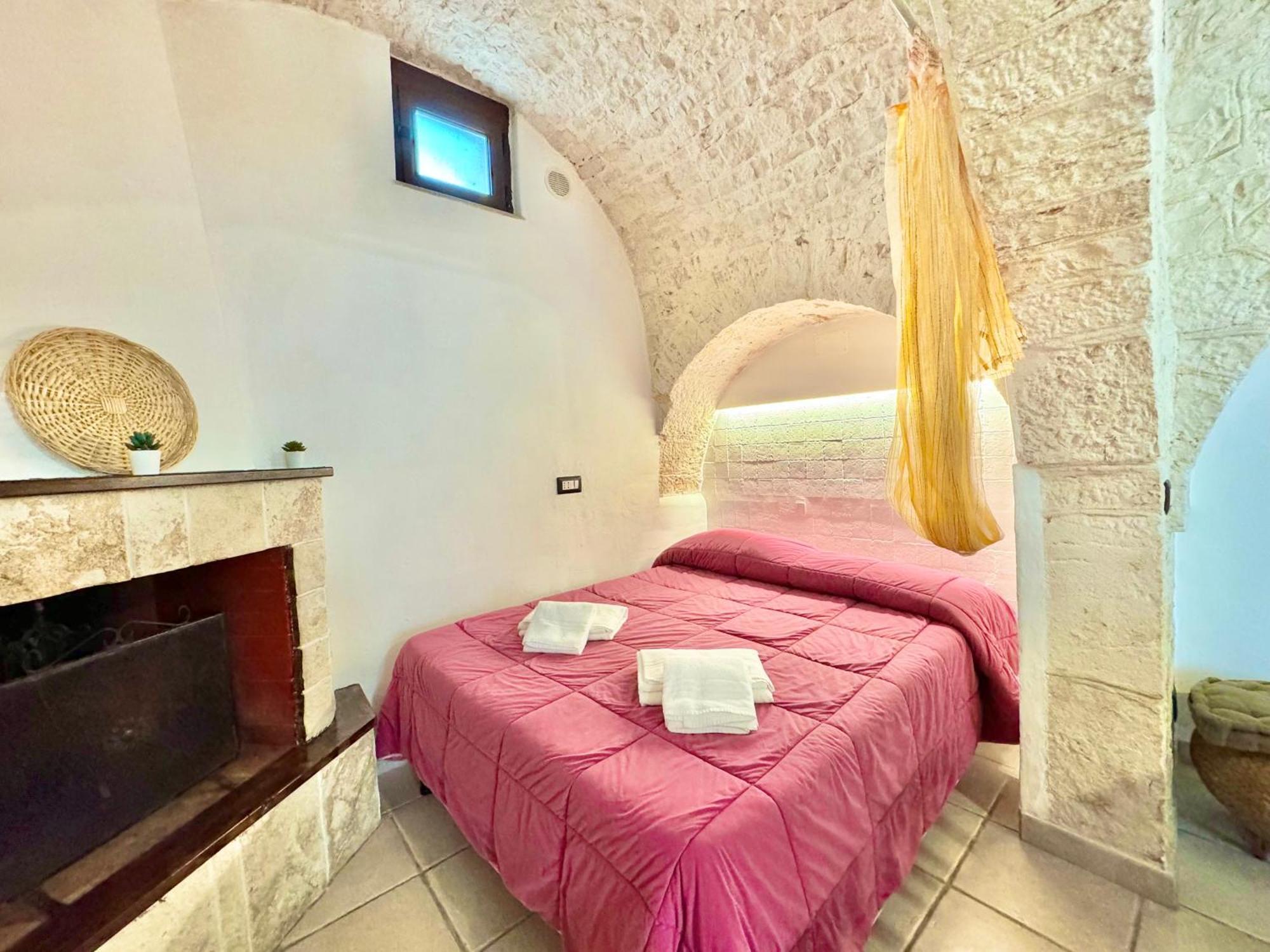 Trulli Moon Alberobello Quarto foto